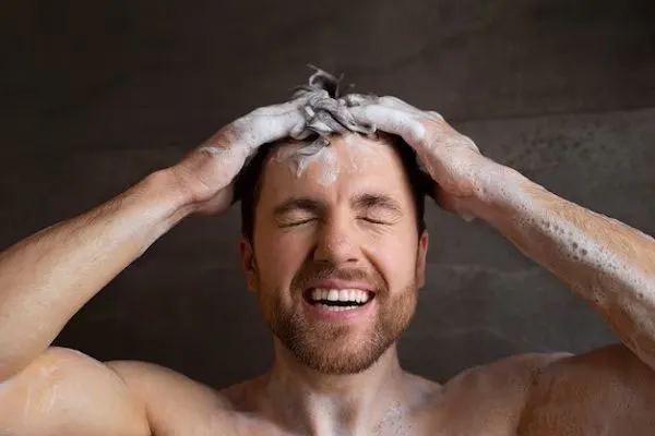 Shampoo antiforfora, come funzionano? 5 Shampoo antiforfora, come funzionano?