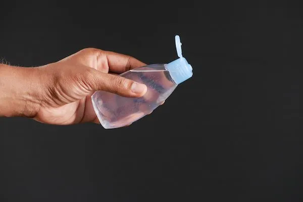 Benefici dell’olio di ricino per capelli
